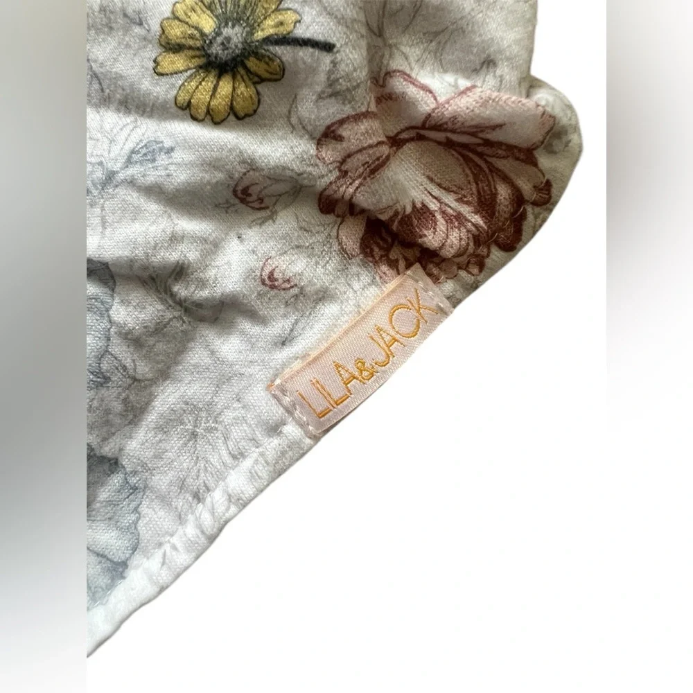 Lila and Jack Pink and Floral Cloth Bib Set | NWOT